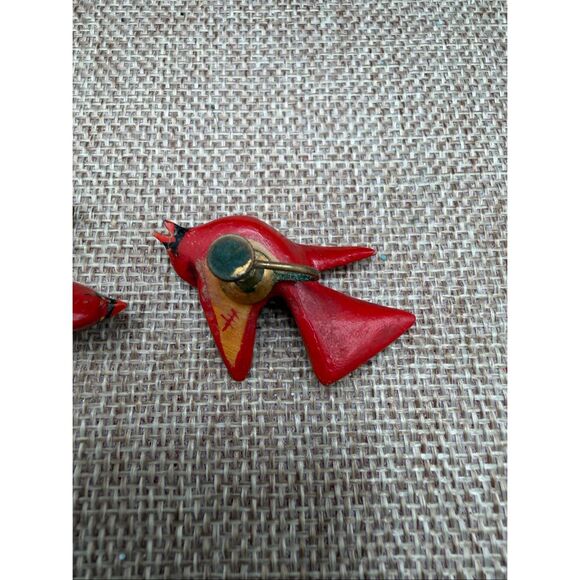 Vintage Hand-Painted Wooden Cardinal Pin & Screwback Earrings Set - Picture 6 of 12